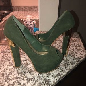 Olive platform heels